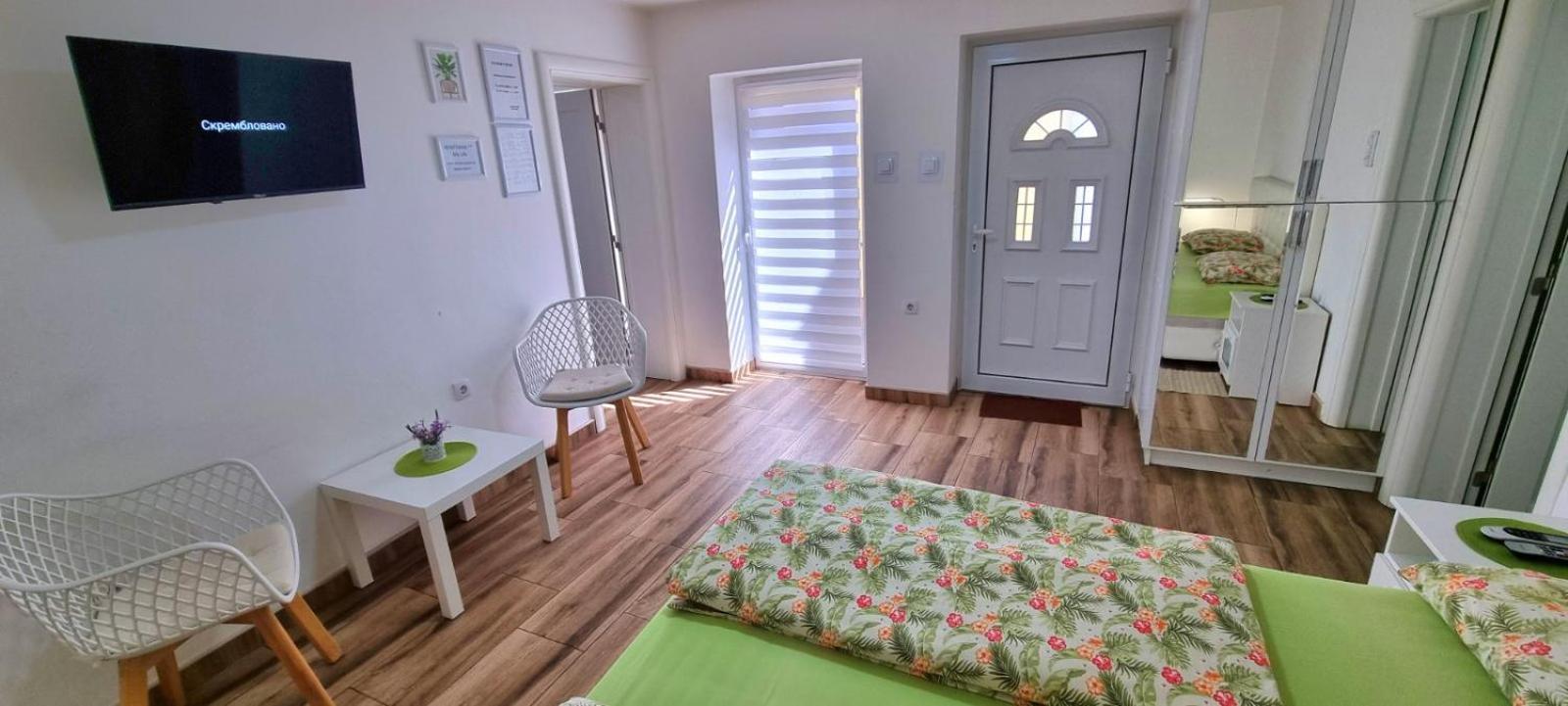 "My Life" Luxury River Apartments Nisz Zewnętrze zdjęcie