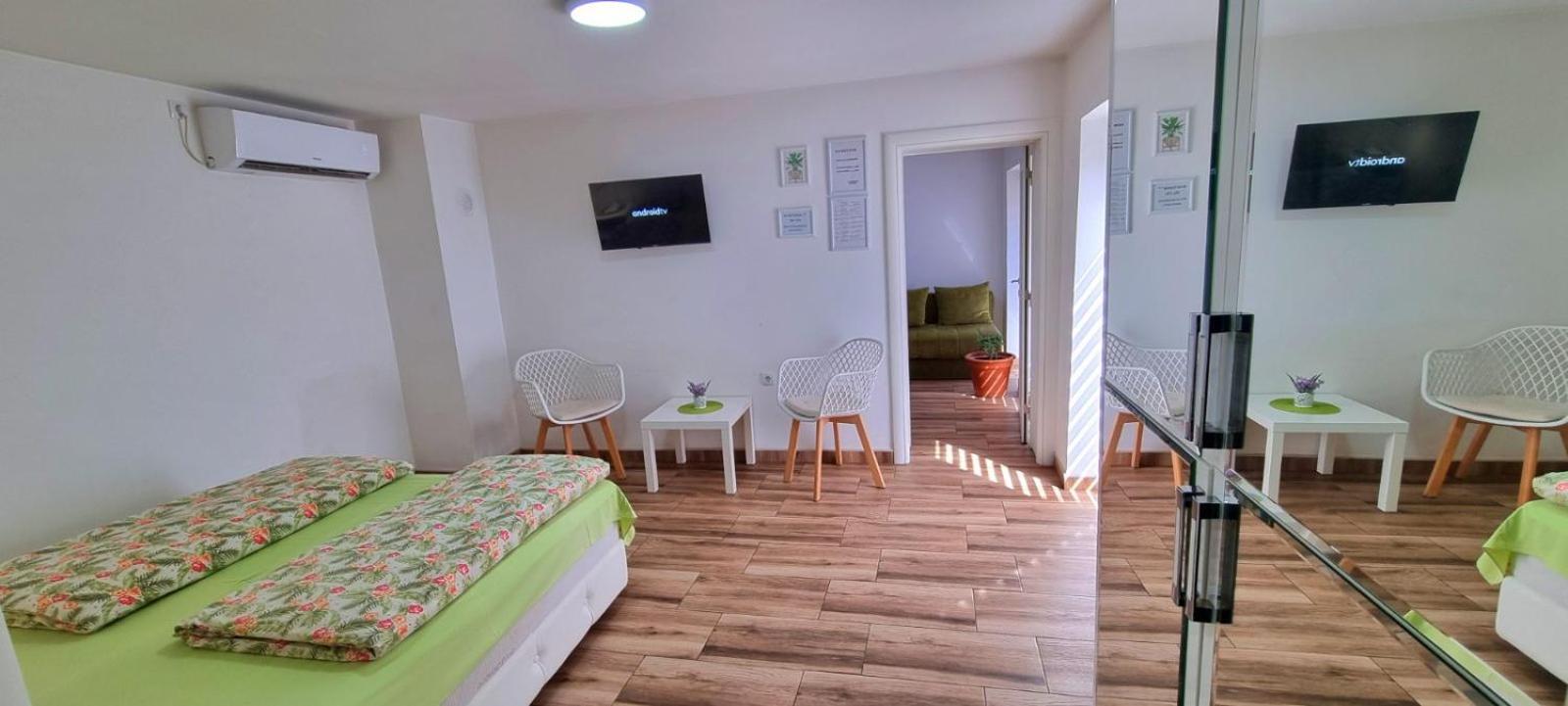 "My Life" Luxury River Apartments Nisz Zewnętrze zdjęcie