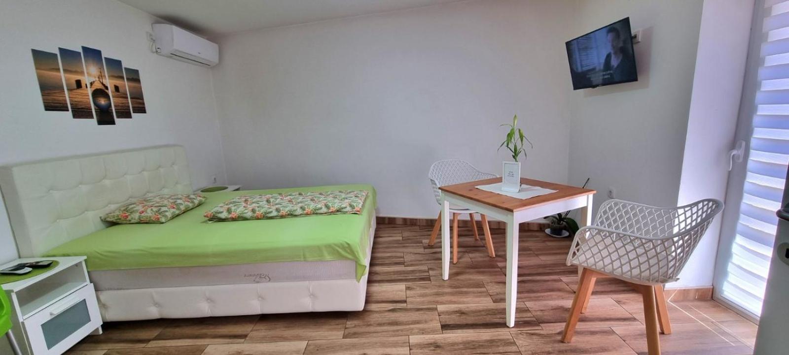 "My Life" Luxury River Apartments Nisz Zewnętrze zdjęcie