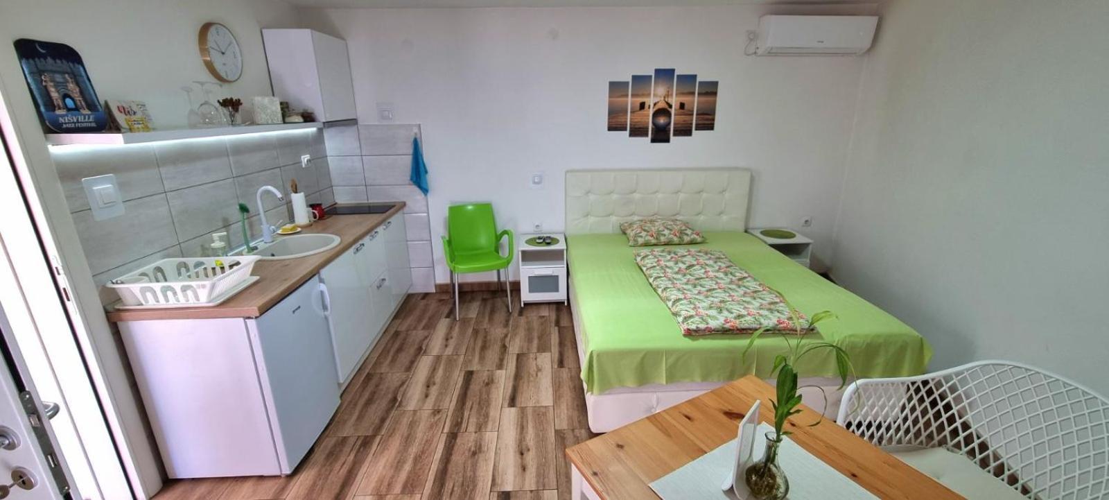 "My Life" Luxury River Apartments Nisz Zewnętrze zdjęcie