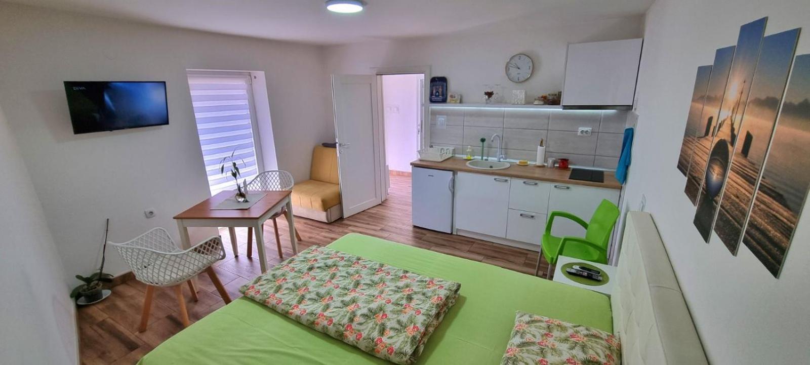 "My Life" Luxury River Apartments Nisz Zewnętrze zdjęcie